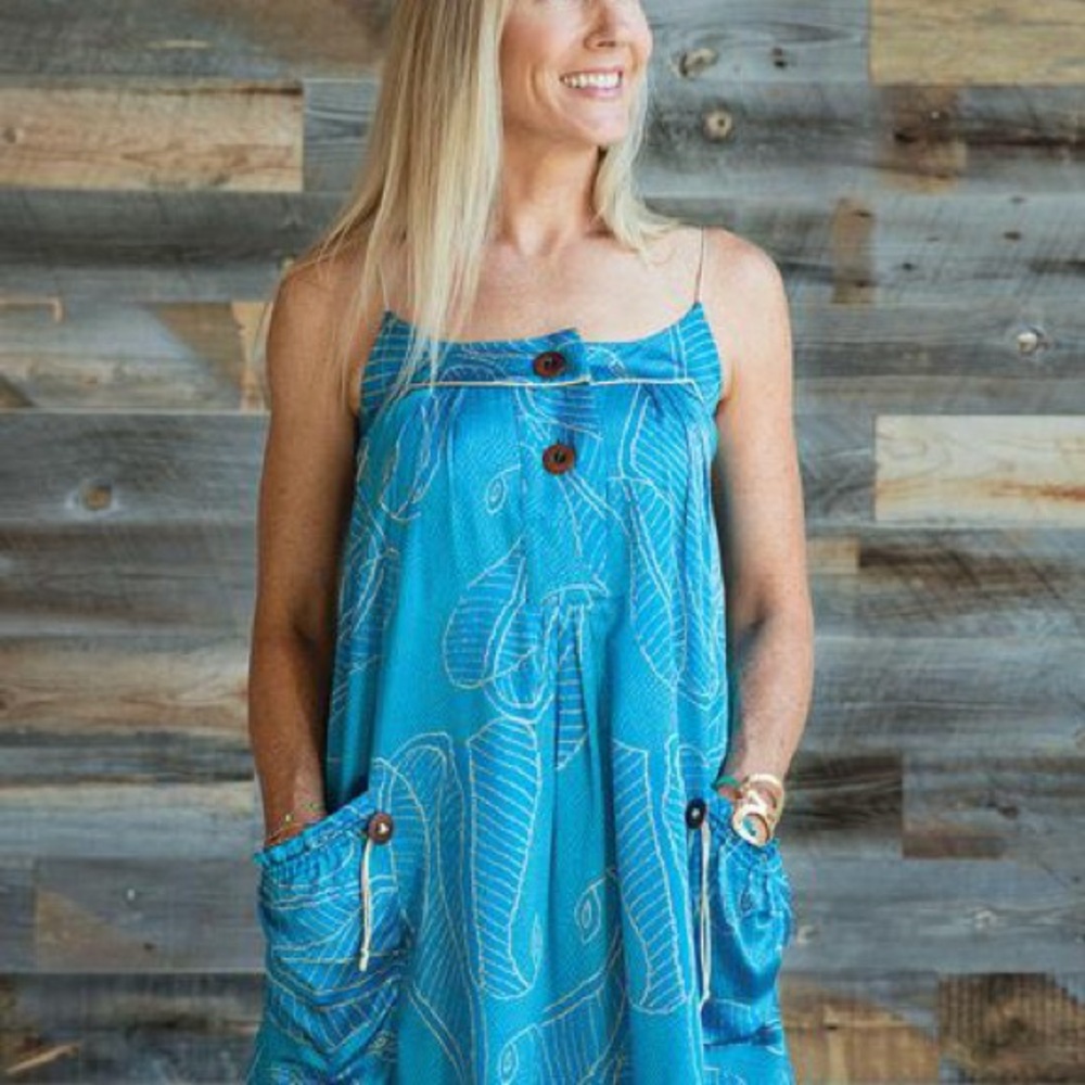 Diane von Furstenburg vintage 100% silk dress size 6